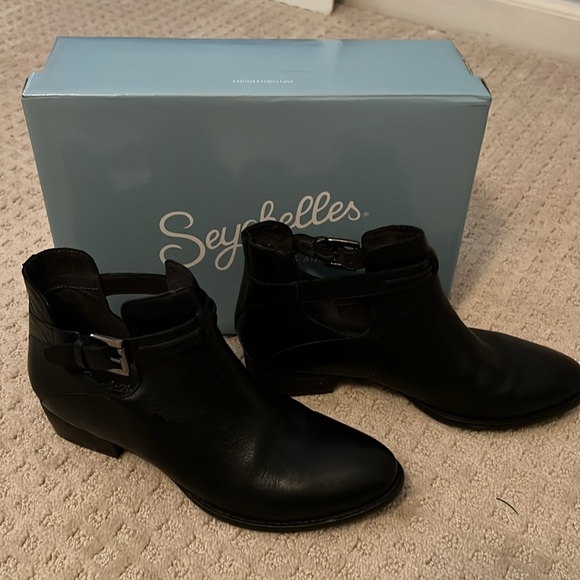Seychelles Tormaline II Tumbled Leather black bootie - Picture 1 of 8